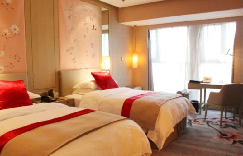 Weihaiwei Hotel B Plaza