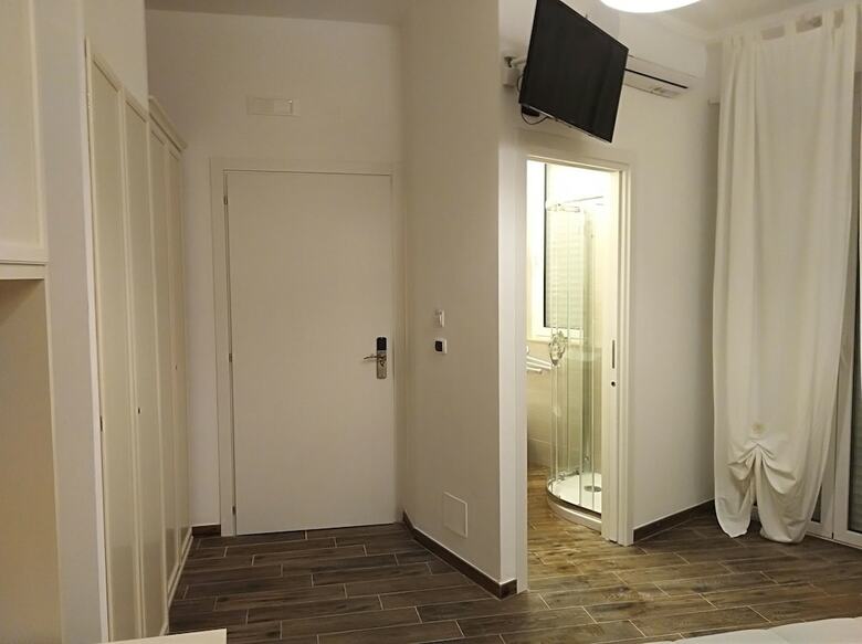 Domus Al Corso B&B