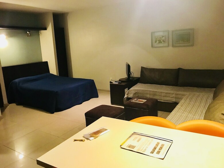Apartamentos Defensa 1057 Home Studios