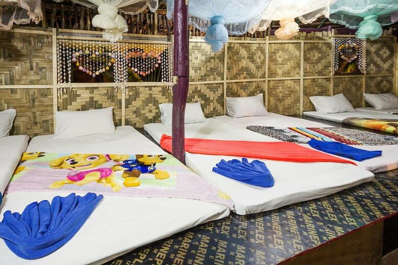 Hostal Leaf House Bungalow - Hostel