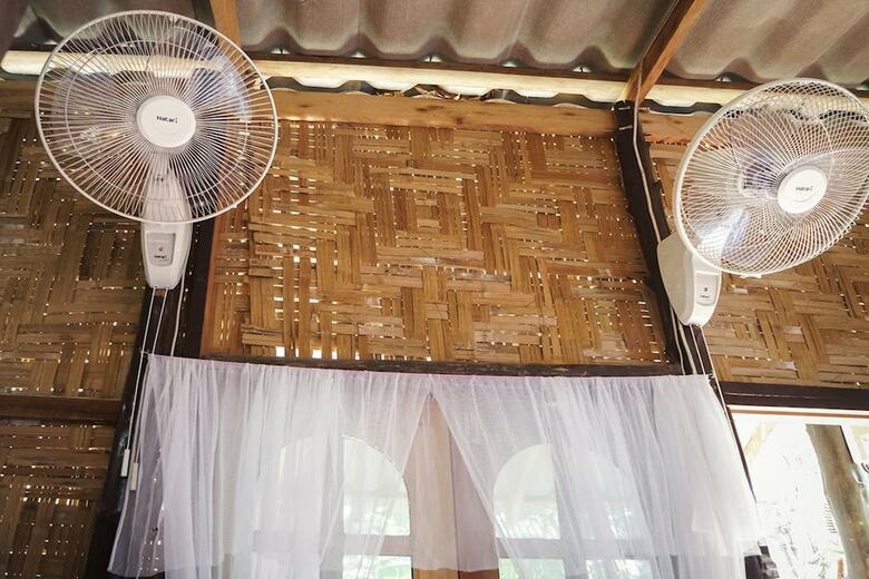 Hostal Leaf House Bungalow - Hostel