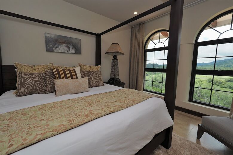 Apartamentos Crocs Resort Oceanfront Penthouse Jaco
