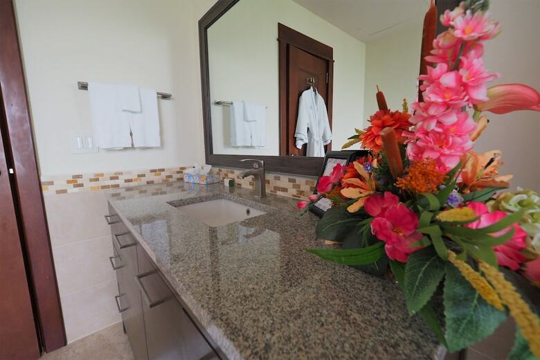 Apartamentos Crocs Resort Oceanfront Penthouse Jaco