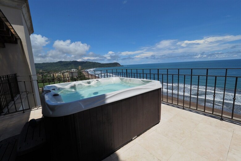 Apartamentos Crocs Resort Oceanfront Penthouse Jaco