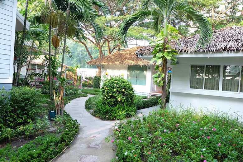 Hotel Aquna Hua Hin Resort