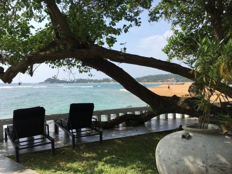 Sun N Sea Hotel