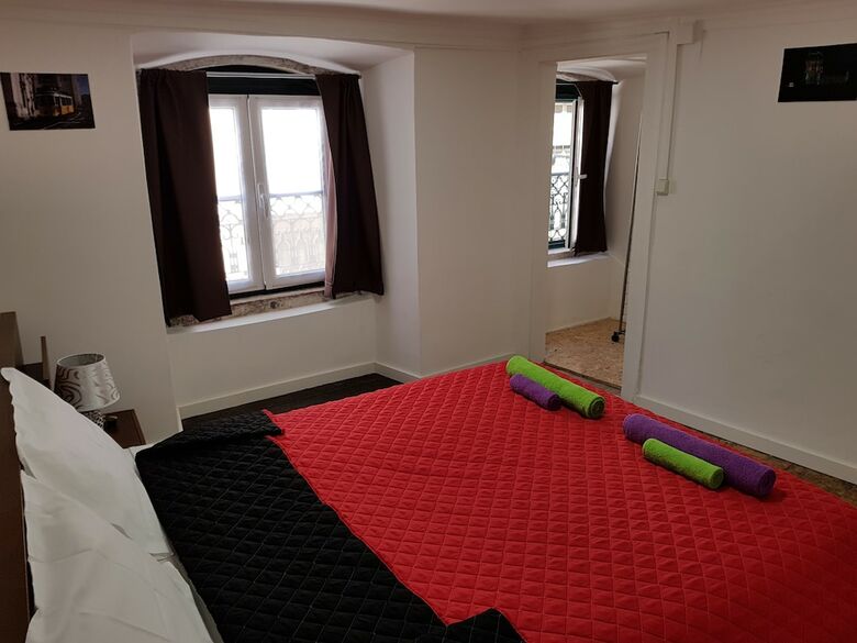 Hostal Stars Rooms Mouraria - Hostel