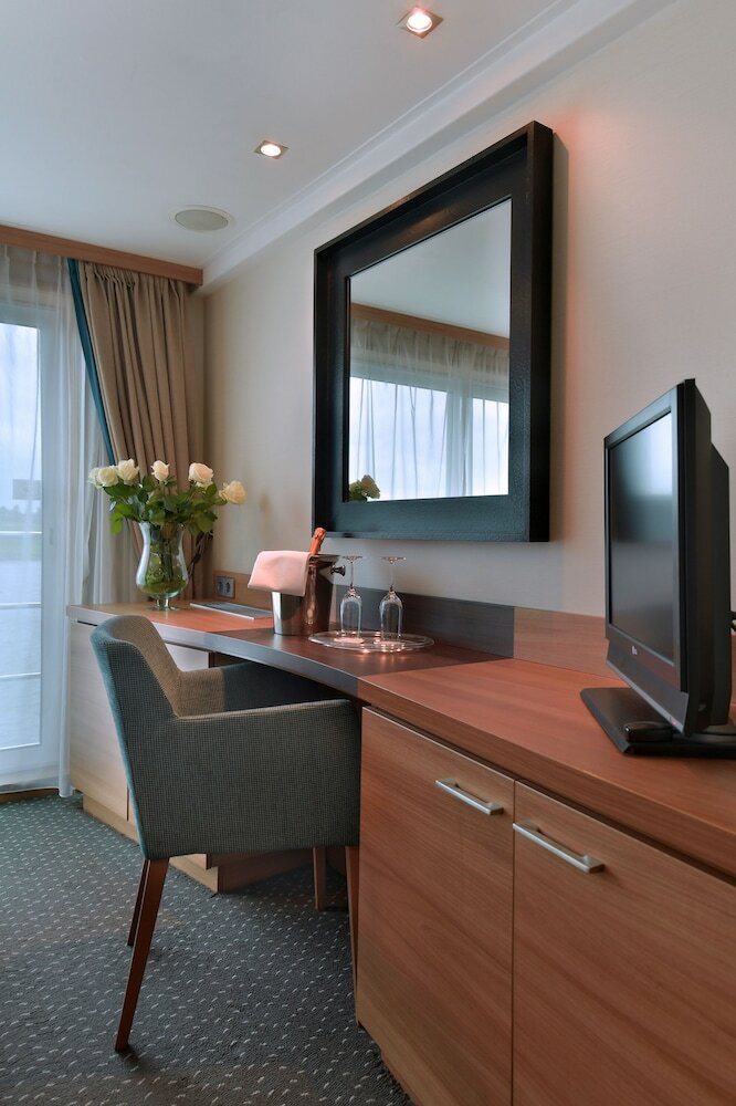 Hotelships Holland - Hs Leonora - Messe
