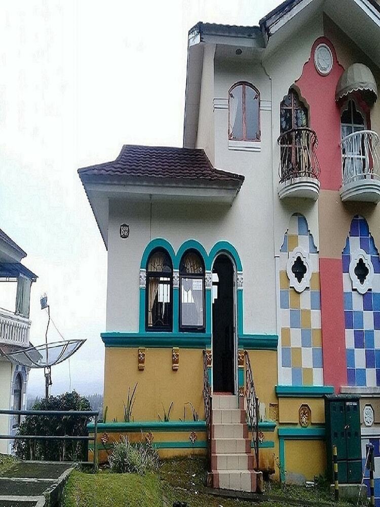 Villa Kota Bunga Semanggi