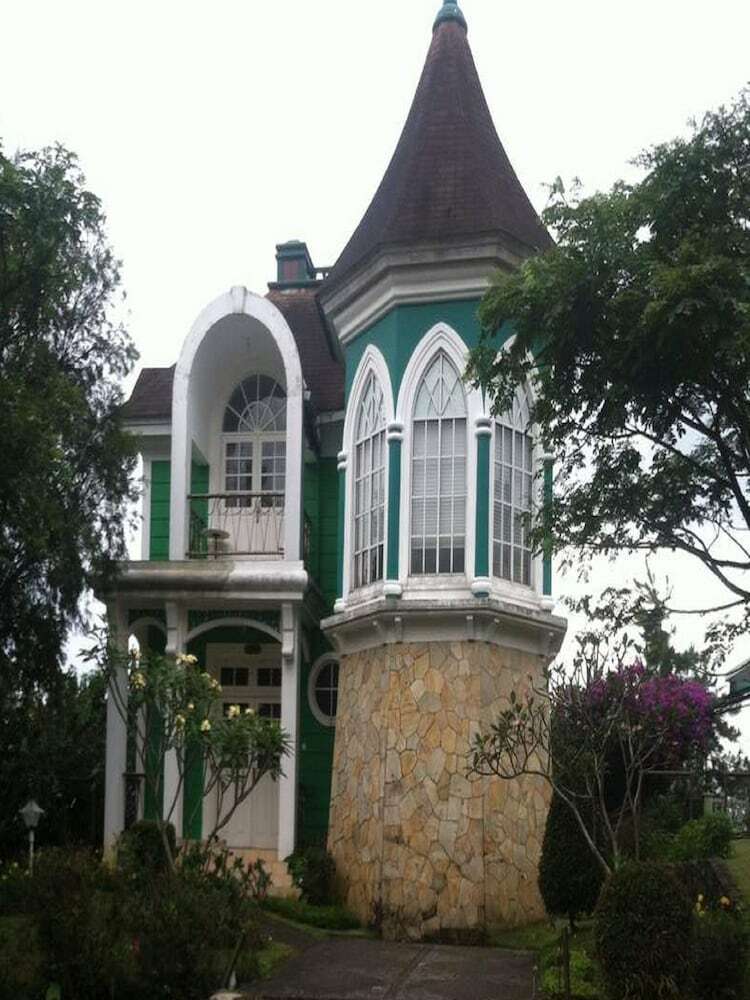 Villa Kota Bunga Semanggi