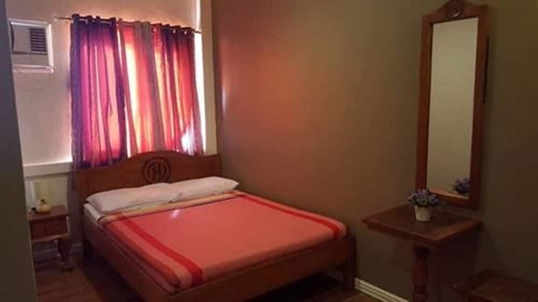 Hotel Henady Inn Annex
