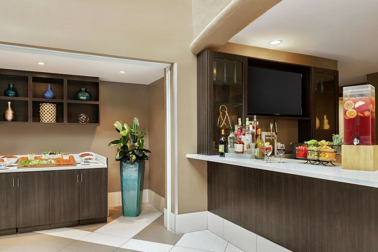 Hotel Embassy Suites By Hilton Arcadia-pasadena Area