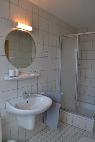 Hotel Zur Schleuse (garni)