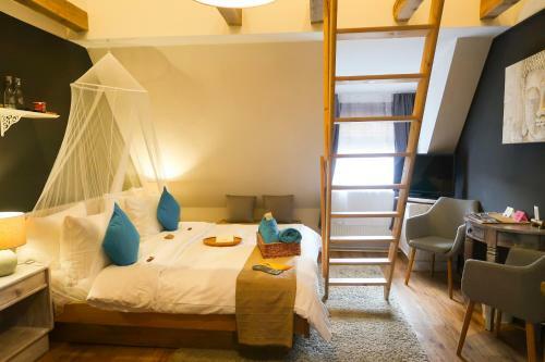 Lodge Seaside Boutique Hotel