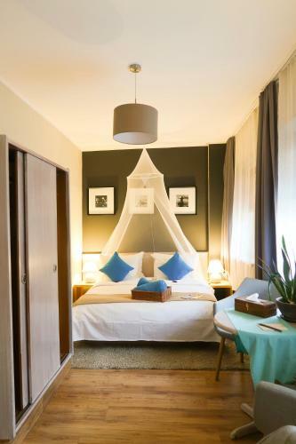 Lodge Seaside Boutique Hotel