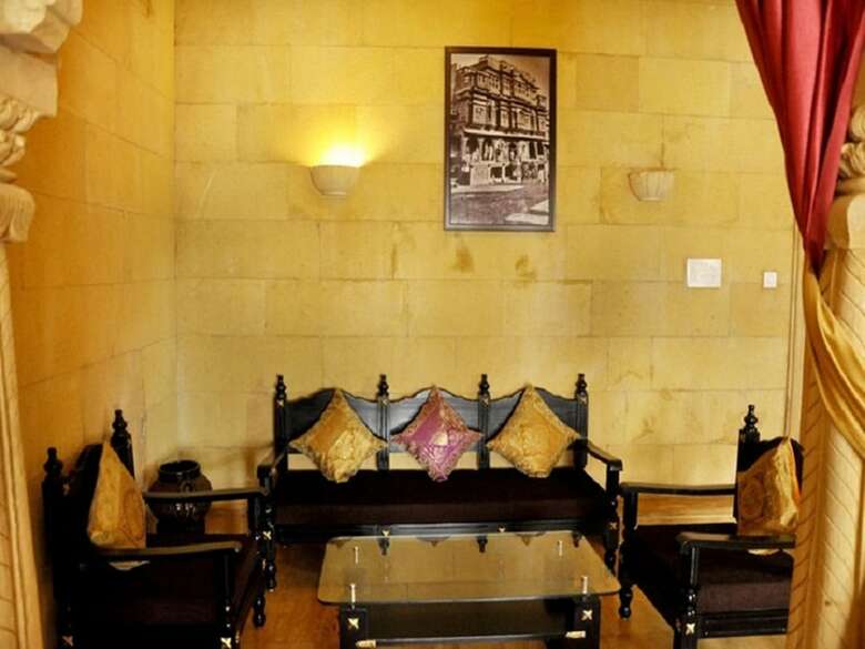 Hotel Lal Garh Fort And Palace