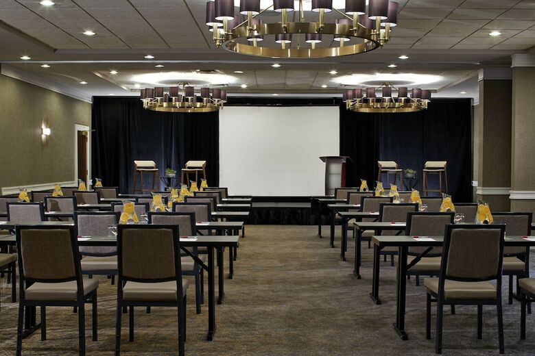 Hotel Courtyard By Marriott Minneapolis West