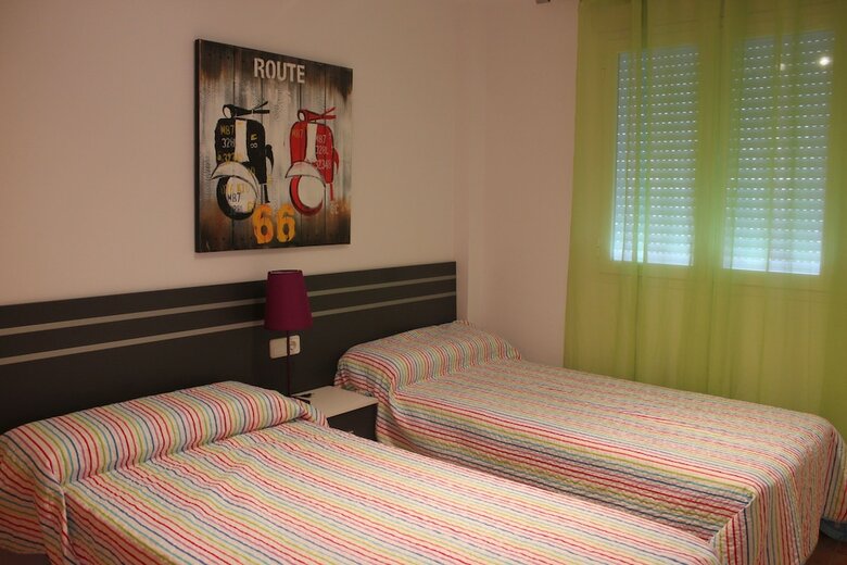 Apartamentos 176 Azul Marino