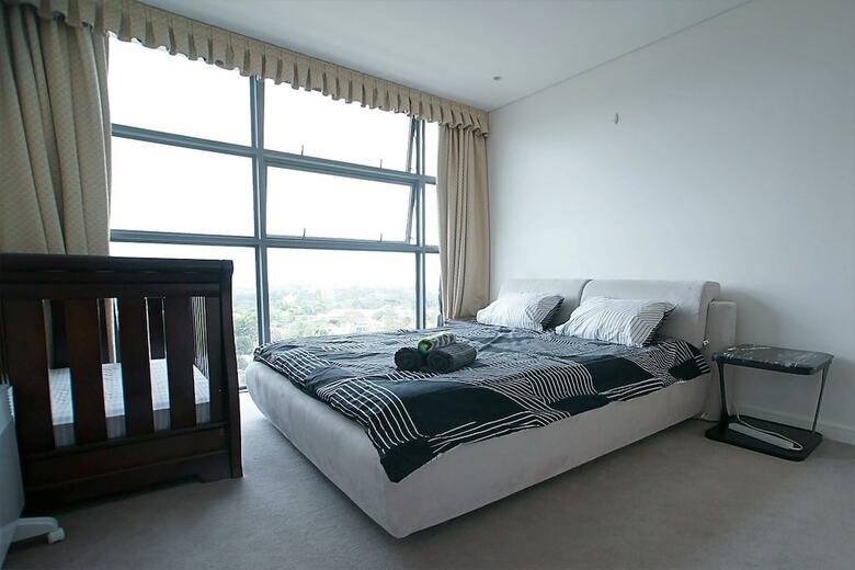 Crows Nest Family Apartment