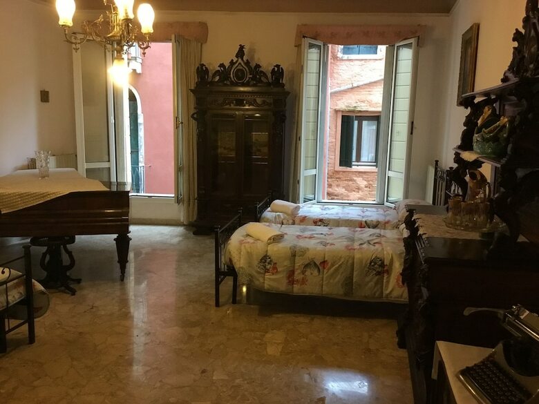 Hotel Venice Sun Apartment And Rooms