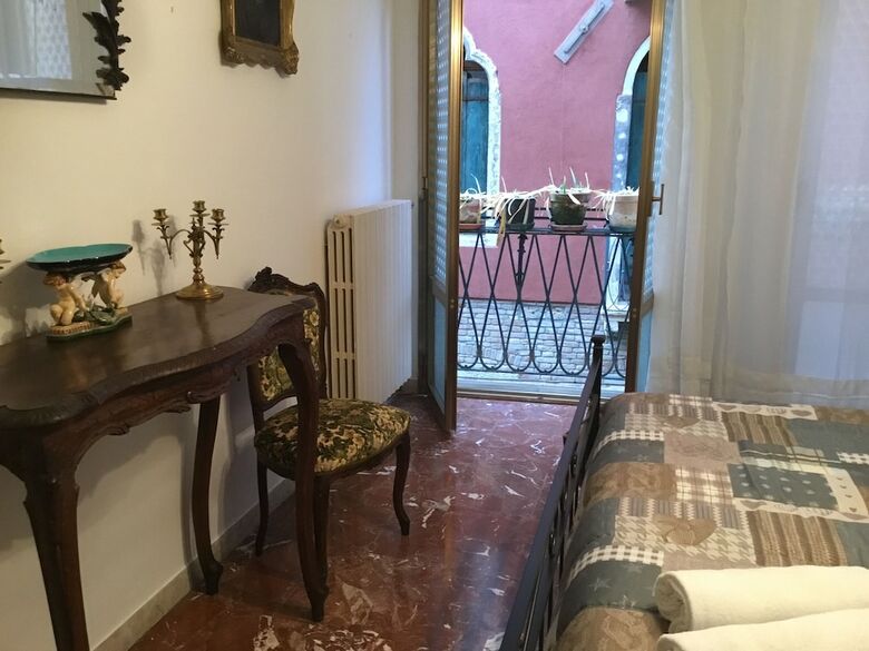 Hotel Venice Sun Apartment And Rooms