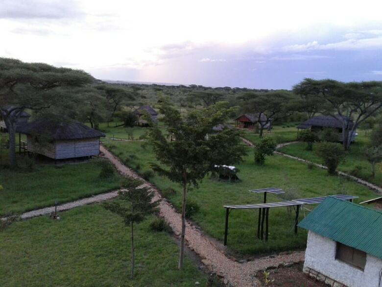Posada Ikoma Safari Camp