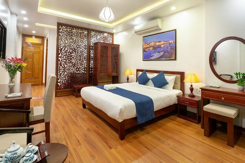 Hotel Flame Flowers Homestay