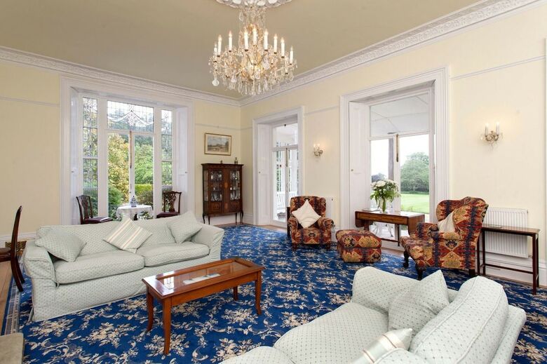 Bed & Breakfast Hollybank House