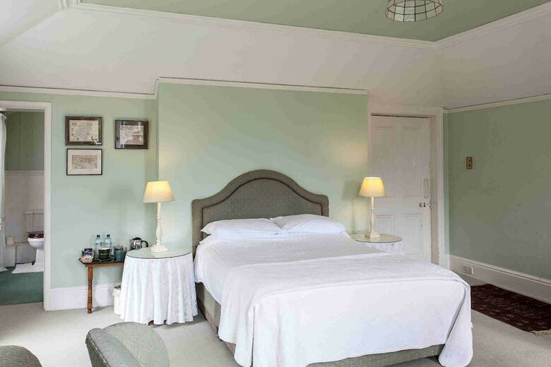 Bed & Breakfast Hollybank House