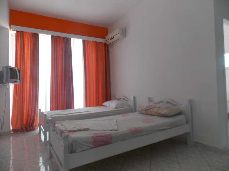 Apartamentos Hotel Damian