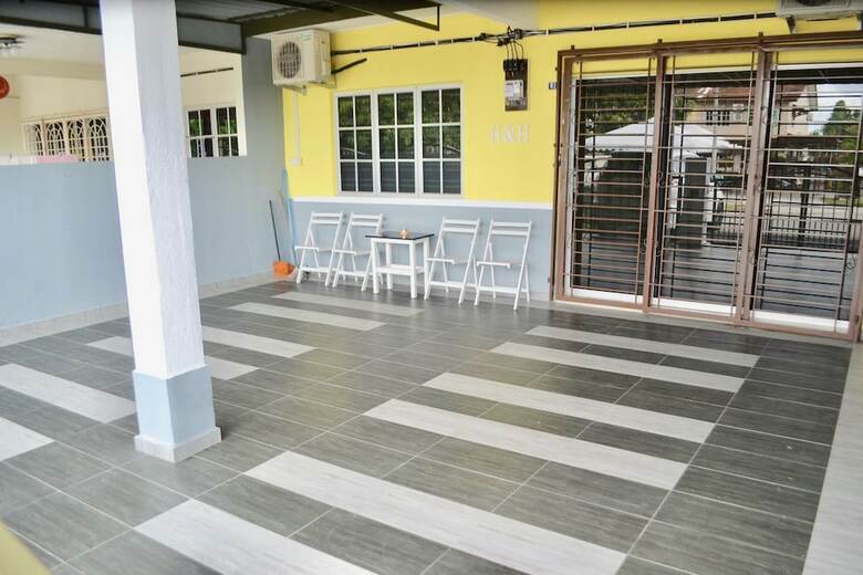 H & H Guesthouse 2