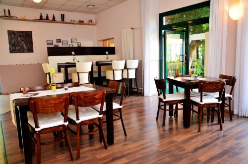 Hotel Velcrea Visavis