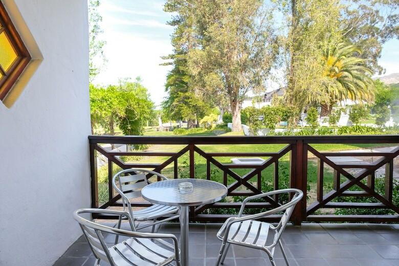 Houw Hoek Hotel
