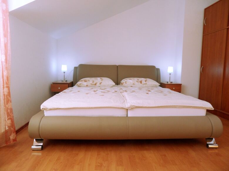 Hotel Adria Apartments