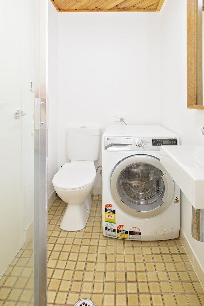 Avalanche 6 - Sophisticated Style & Modern Comfort With A Central Location