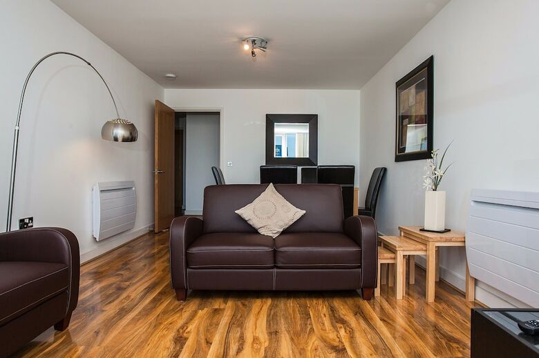 Stunning 2 Bed Apartment With Amazing Views