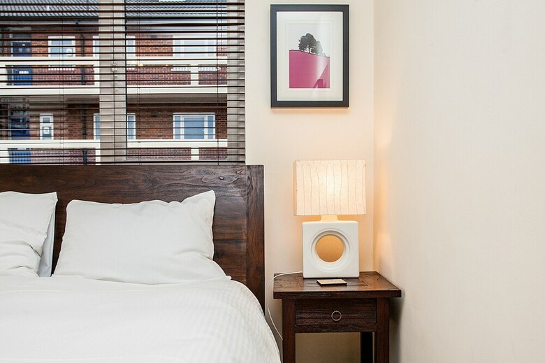 Stunning Spacious South London 1 Bed Apartment With Balcony