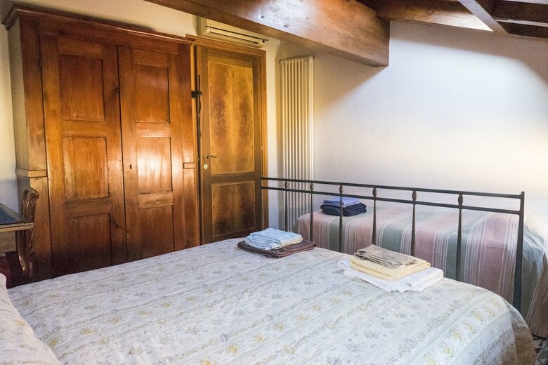 Large And Cozy Apartment On Two Levels