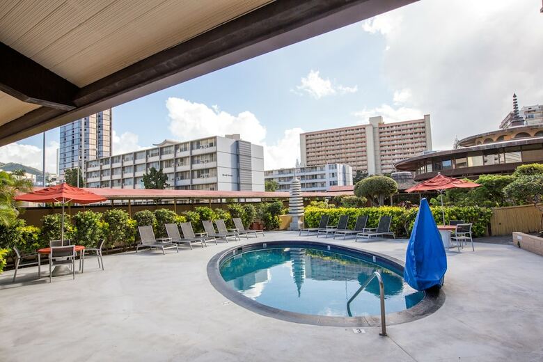 Pagoda Hotel