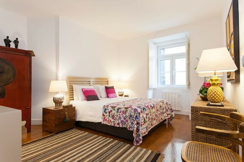 Stylish Lisbon Apartment In Alfama