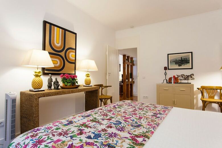 Stylish Lisbon Apartment In Alfama