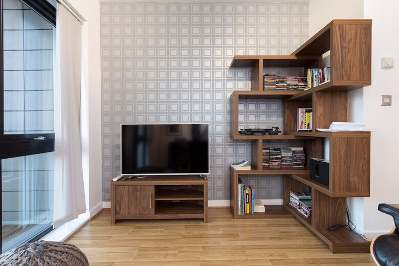 Apartamentos Amazing 1 Bedroom Flat In Bow With Balcony