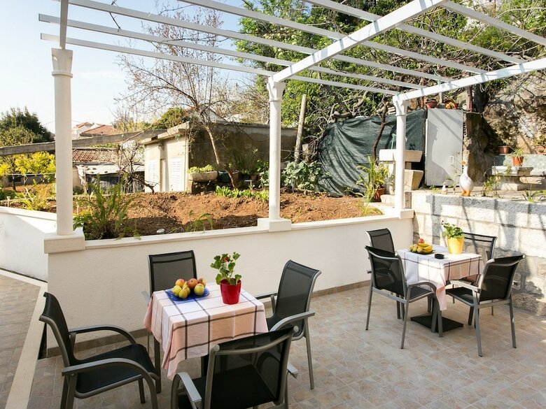 Hotel Guest House Kusalo