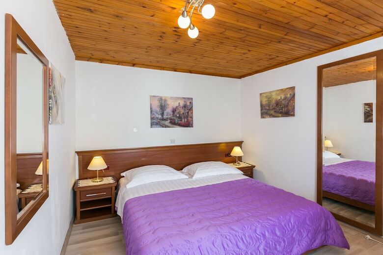 Hotel Guest House Kusalo