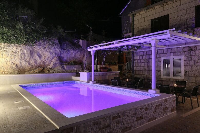 Hotel Guest House Kusalo