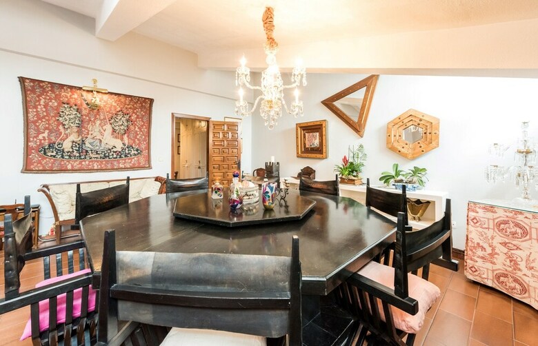 Apartamentos Reina Sof�a City Center