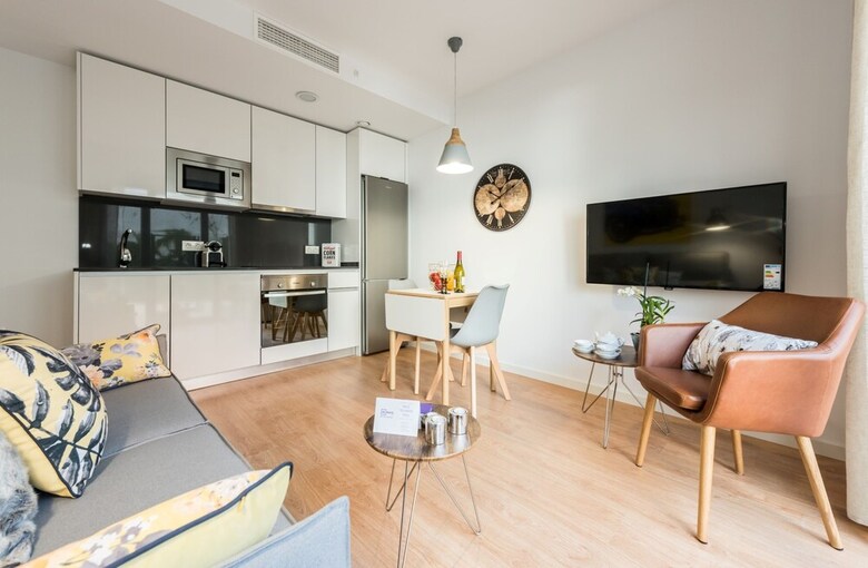 Apartamentos Blasco de Garay City Center C
