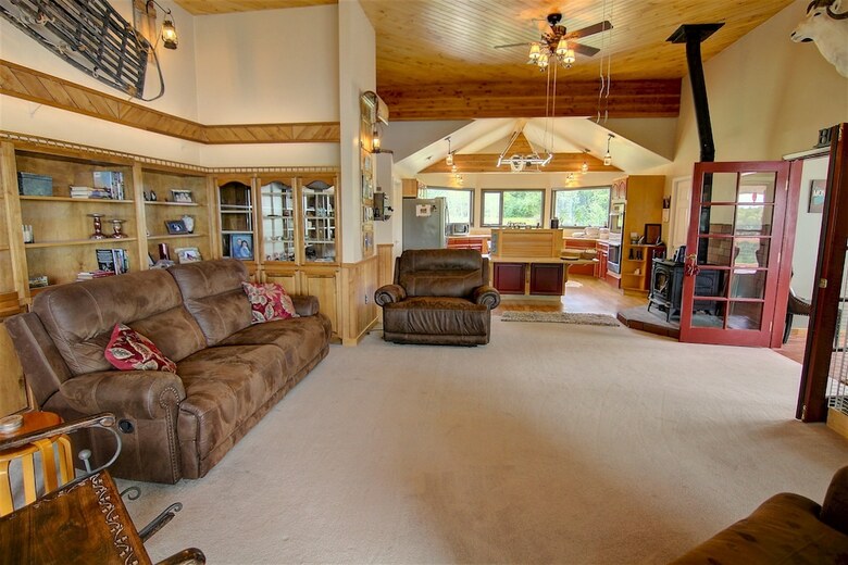 Bed & Breakfast Alaska's Heritage Lodge