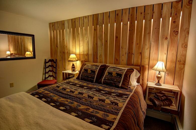 Bed & Breakfast Alaska's Heritage Lodge