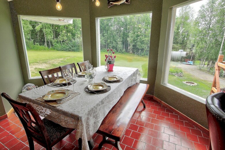 Bed & Breakfast Alaska's Heritage Lodge